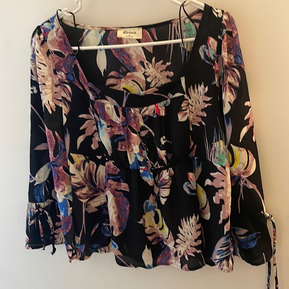 Floral Blouse Size US Medium